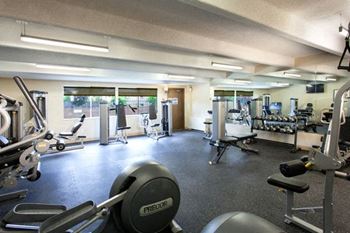 Fitness center with precor equipment